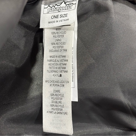 Patagonia Refugio Daypack 26L Backpack, VGUC - Picture 8 of 15